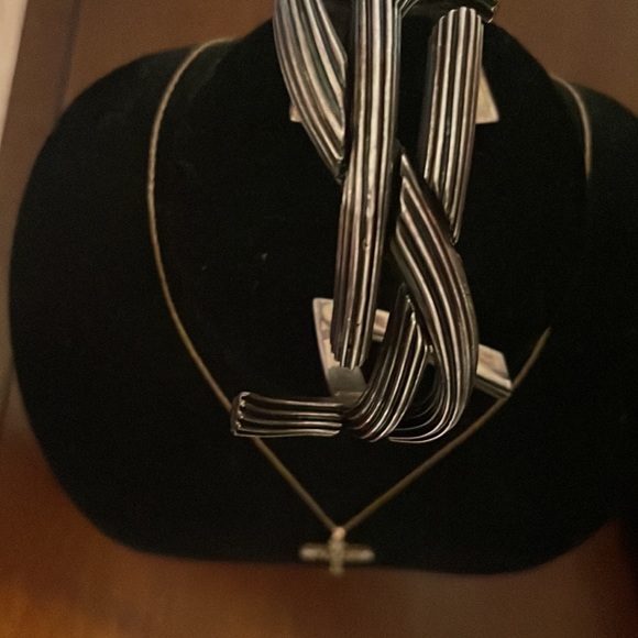 YSL Cuff - Picture 8 of 14